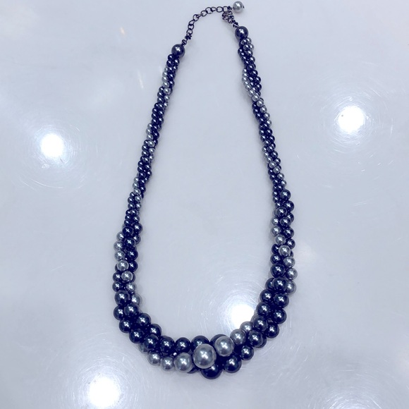 Jewelry - 4/$25 Pearl Necklace